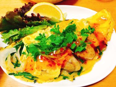 楽する夕食1週間献立､4日目｡牡蠣のバインセオ風、簡単アジアン料理。